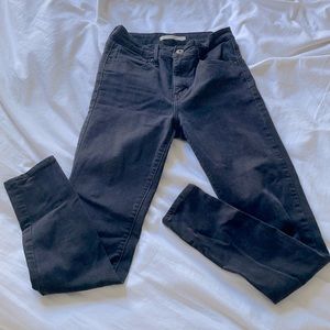 Levi’s 721 High Rise Skinny Jeans